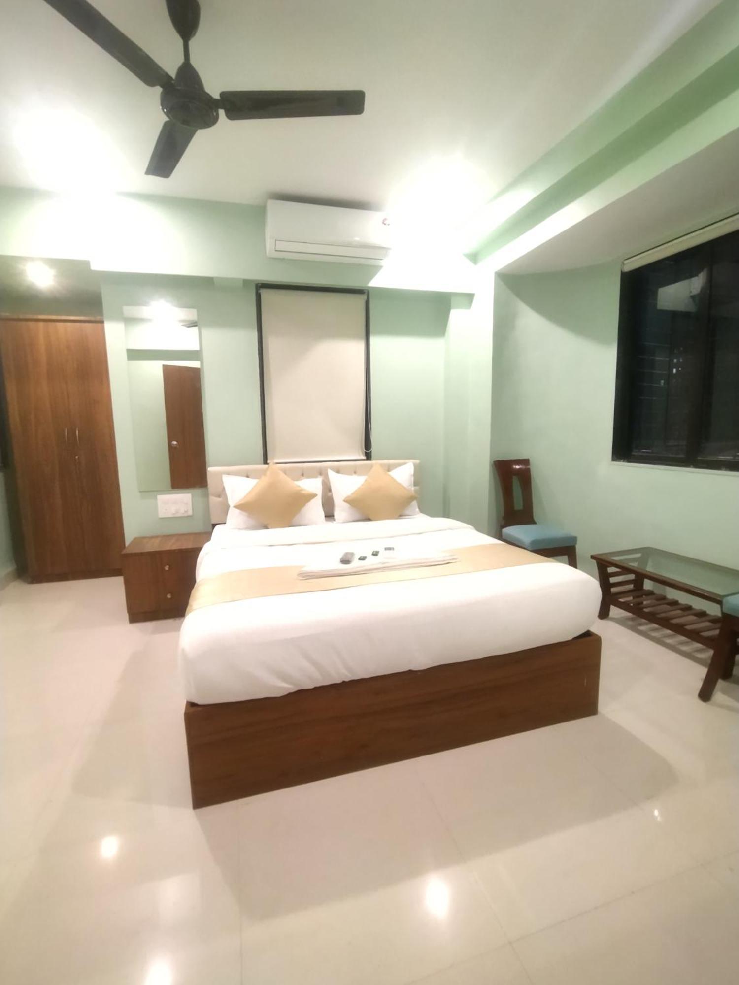 Everest Stays Rooms And Dormitory Mumbai Exterior foto