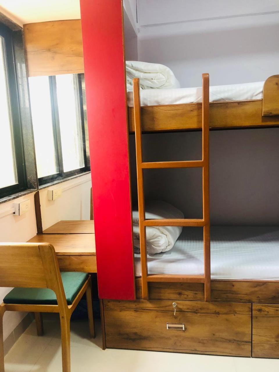Everest Stays Rooms And Dormitory Mumbai Exterior foto